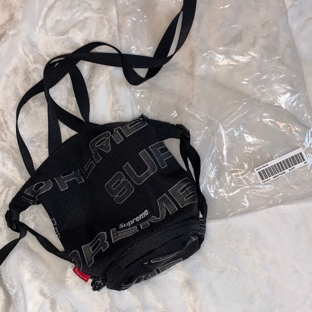 Supreme Bucket Bag